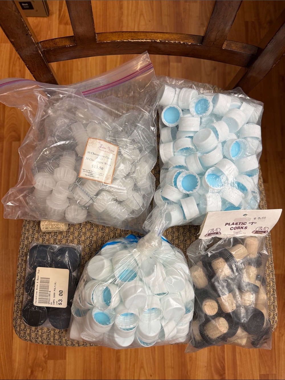 Vintage Cork Plastic Wine Bottle Caps Bottling Sparkling Wine 38mm Poly Caps LOT